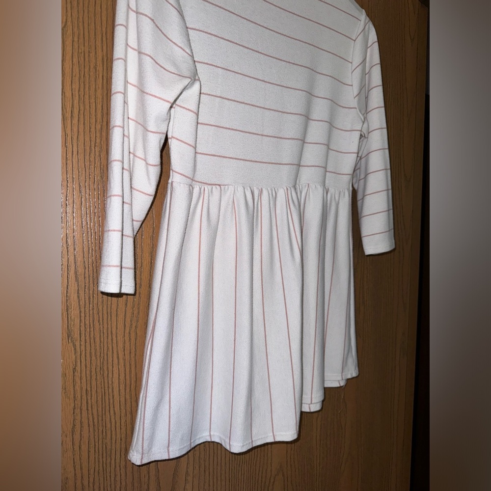 Flowy Top - Picture 3 of 3